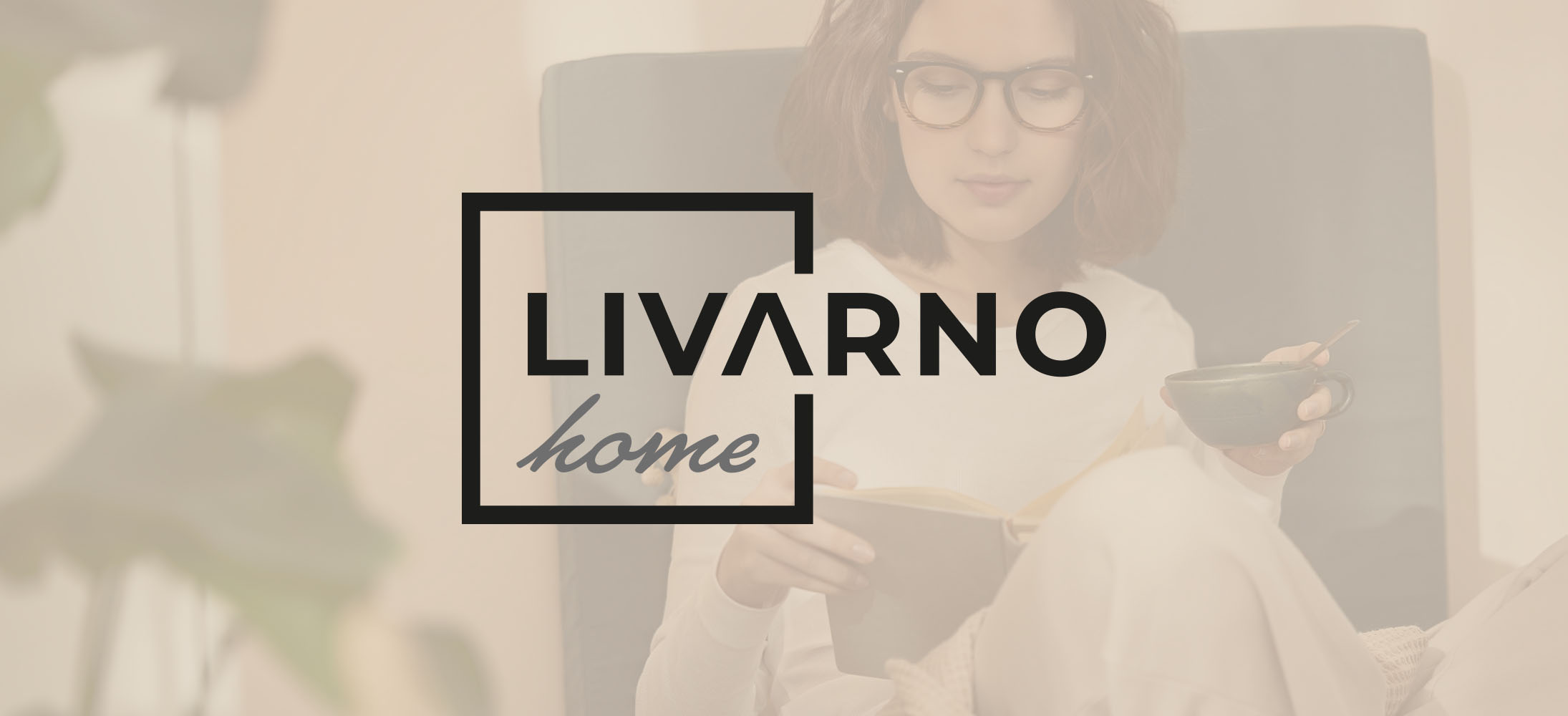 Logo der Marke "LIVARNO home" auf Imagebild.