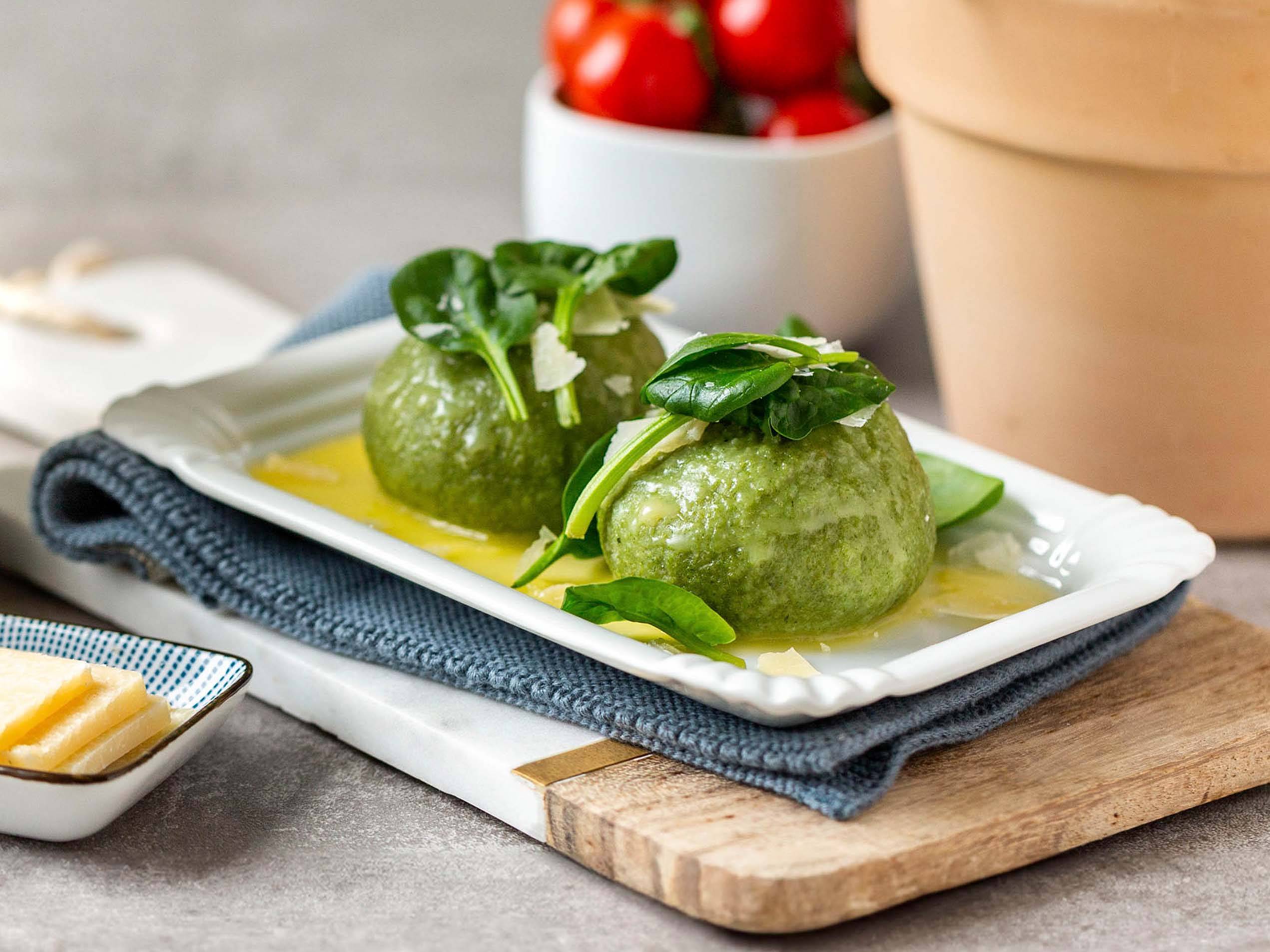 Gefüllte Spinatknödel mit Feta