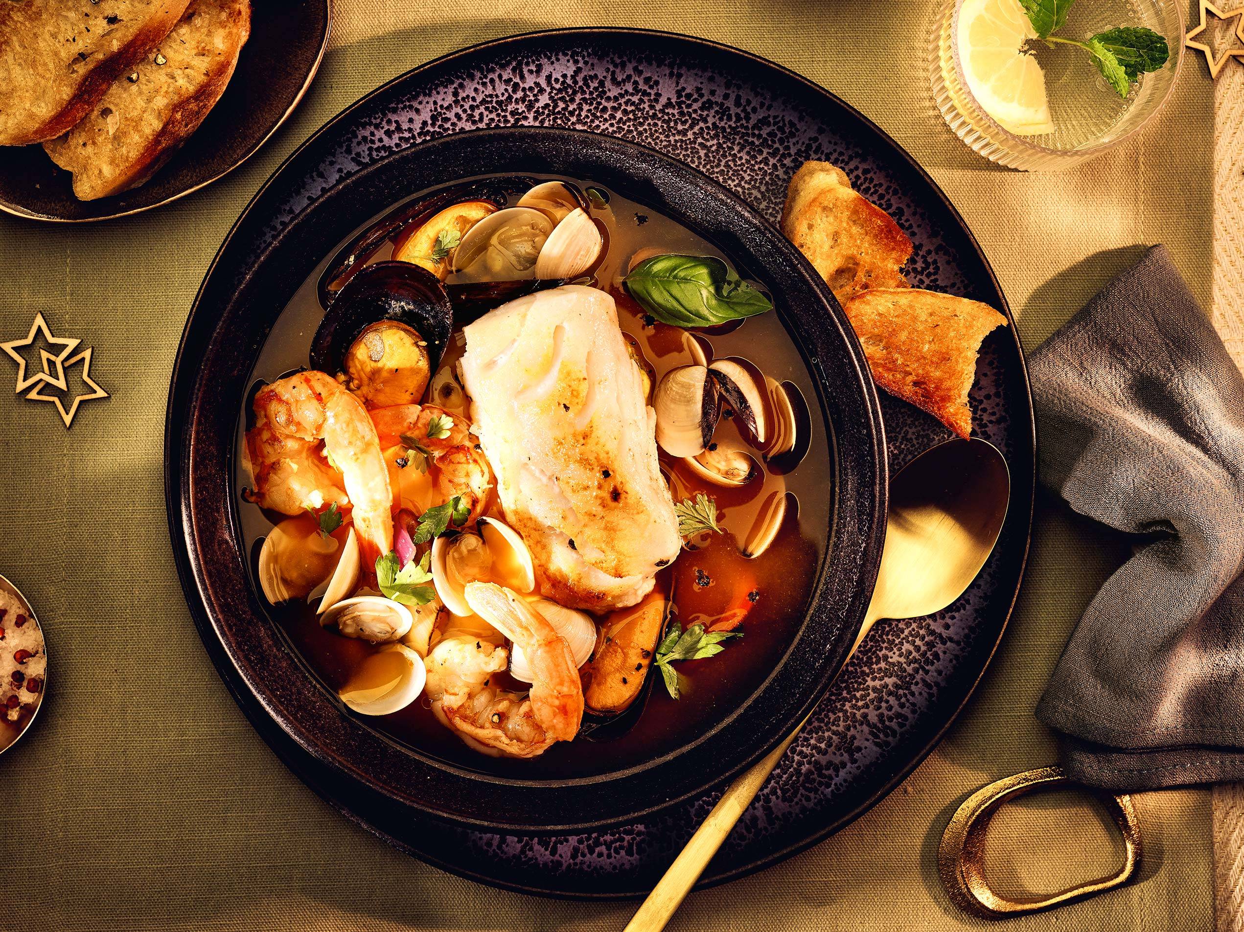 Bouillabaisse mit Baguette